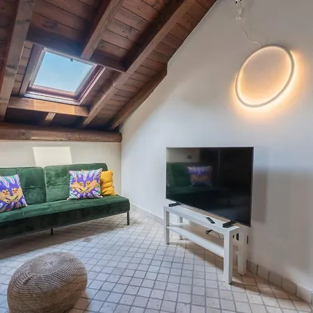 Apartment Loft Gelsomino, By R Collection *